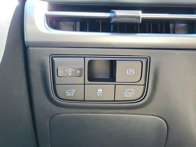 new 2026 Hyundai TUCSON Hybrid car, priced at $34,019