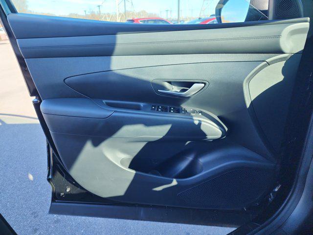 new 2026 Hyundai TUCSON Hybrid car, priced at $34,019