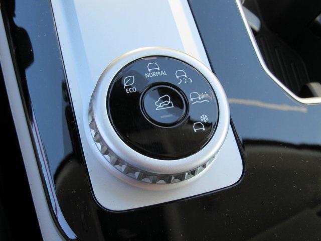 new 2025 Mitsubishi Outlander car, priced at $27,025