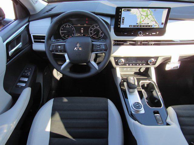 new 2025 Mitsubishi Outlander car, priced at $29,025