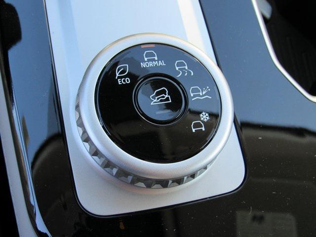 new 2025 Mitsubishi Outlander car, priced at $30,025