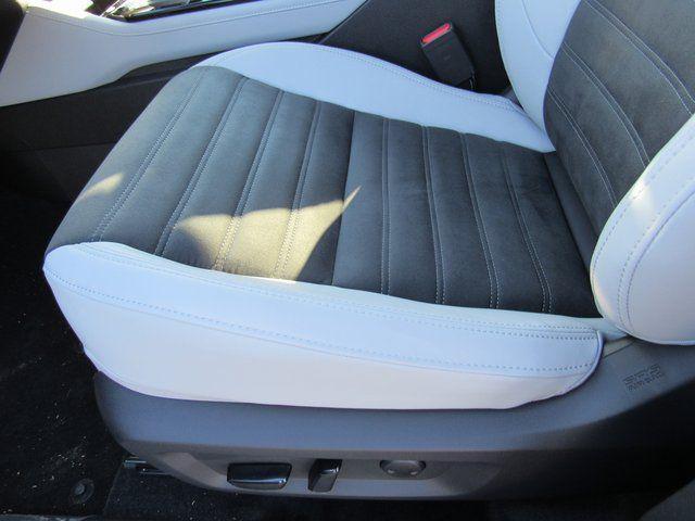 new 2025 Mitsubishi Outlander car, priced at $29,025