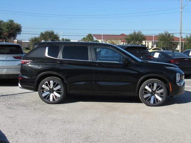 new 2025 Mitsubishi Outlander car, priced at $30,025