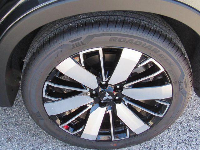 new 2025 Mitsubishi Outlander car, priced at $31,445