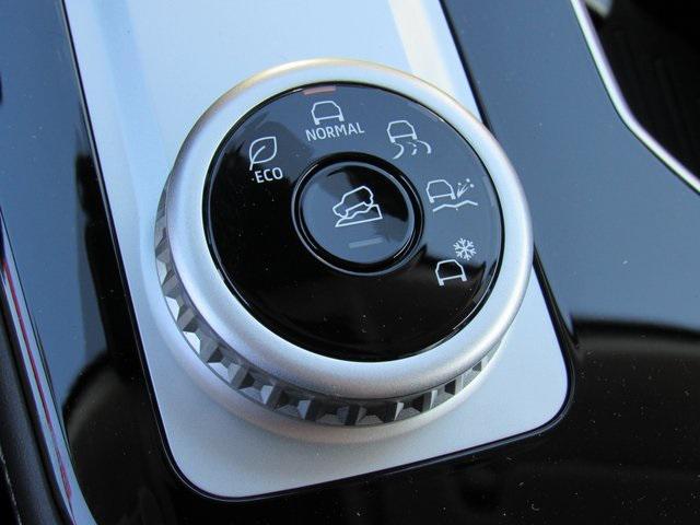 new 2025 Mitsubishi Outlander car, priced at $27,025