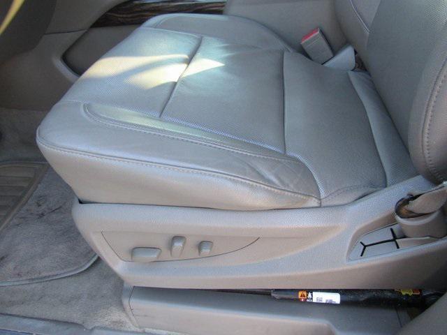 used 2015 GMC Yukon XL car, priced at $16,060