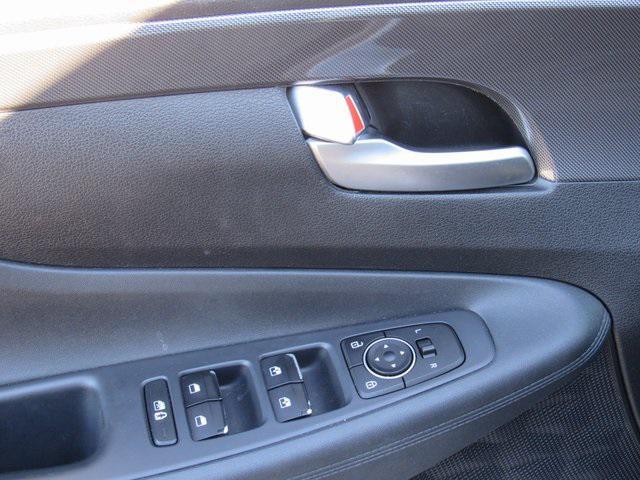 used 2021 Hyundai Santa Fe car, priced at $16,107