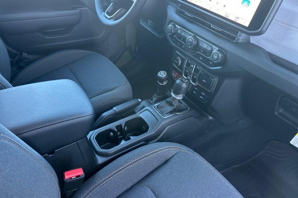 new 2026 Jeep Gladiator car, priced at $48,090