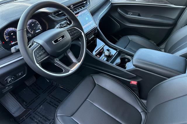 new 2025 Jeep Grand Cherokee L car, priced at $50,105