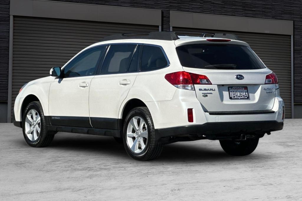 used 2013 Subaru Outback car, priced at $5,325