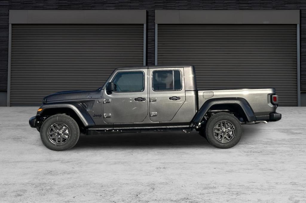 new 2026 Jeep Gladiator car, priced at $46,250