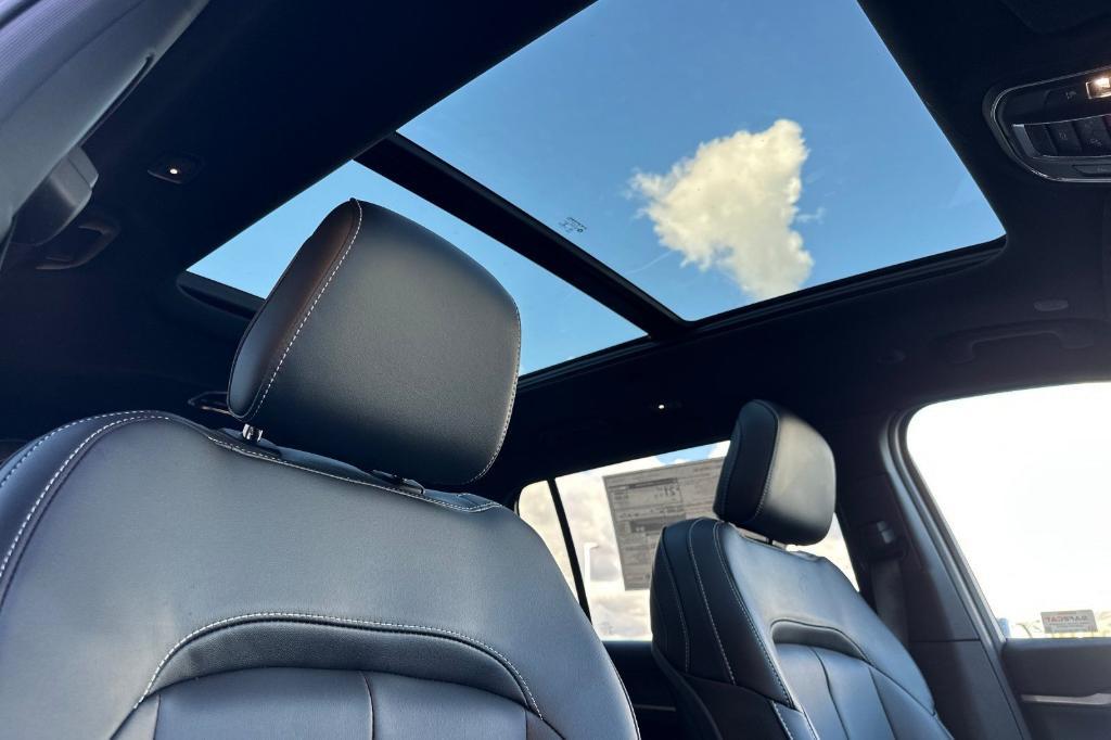 new 2025 Jeep Grand Cherokee L car, priced at $49,330