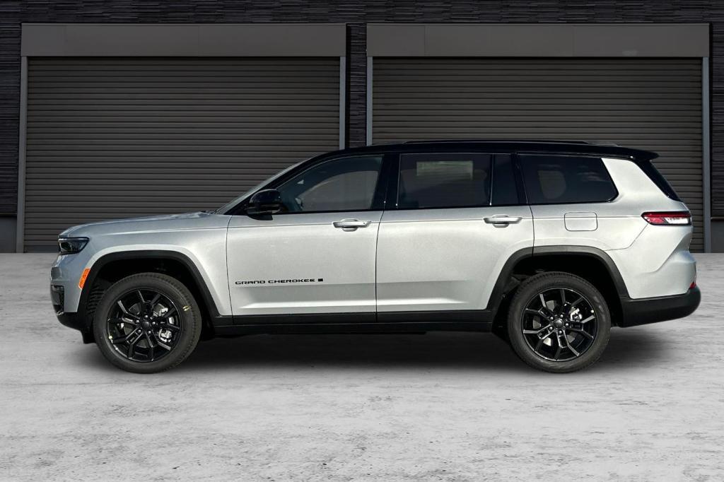 new 2025 Jeep Grand Cherokee L car, priced at $49,330