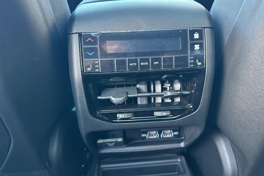 new 2025 Jeep Grand Cherokee L car, priced at $49,330