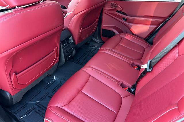 used 2024 Jeep Wagoneer S car, priced at $37,995