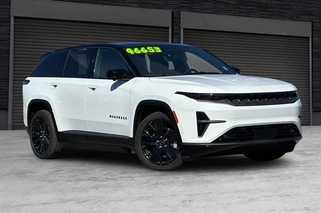 used 2024 Jeep Wagoneer S car, priced at $37,995