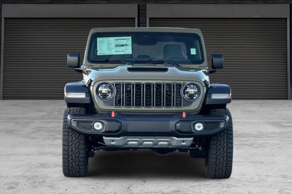 new 2026 Jeep Gladiator car, priced at $55,260