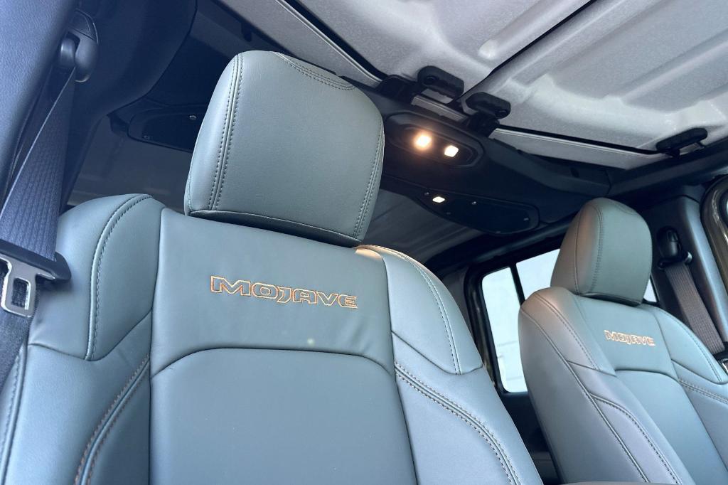 new 2026 Jeep Gladiator car, priced at $55,260