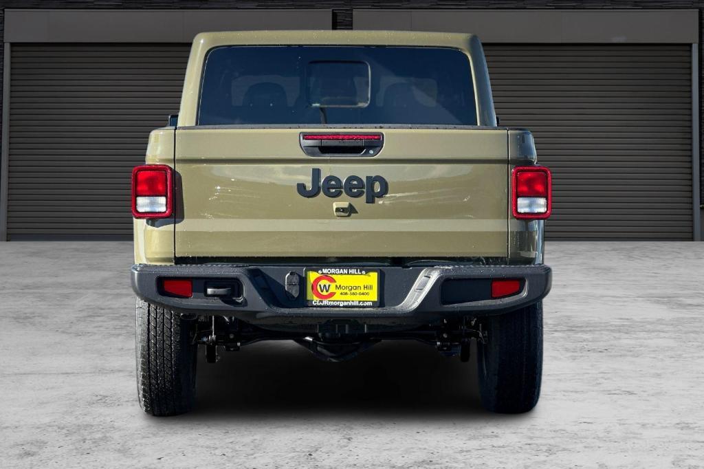 new 2026 Jeep Gladiator car, priced at $46,645