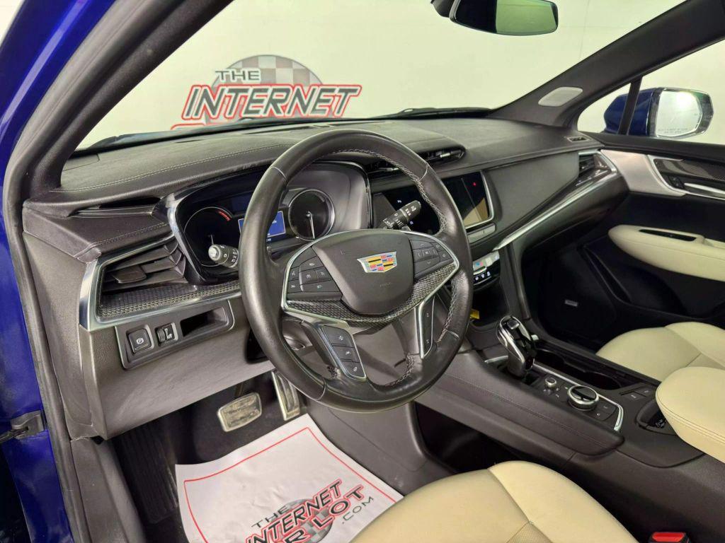 2023 Opulent Blue Metallic Cadillac XT5