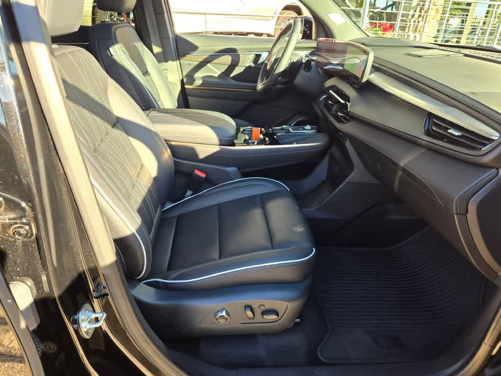 used 2025 Buick Enclave car, priced at $52,995