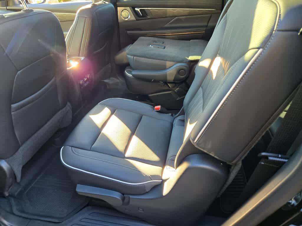 used 2025 Buick Enclave car, priced at $52,995