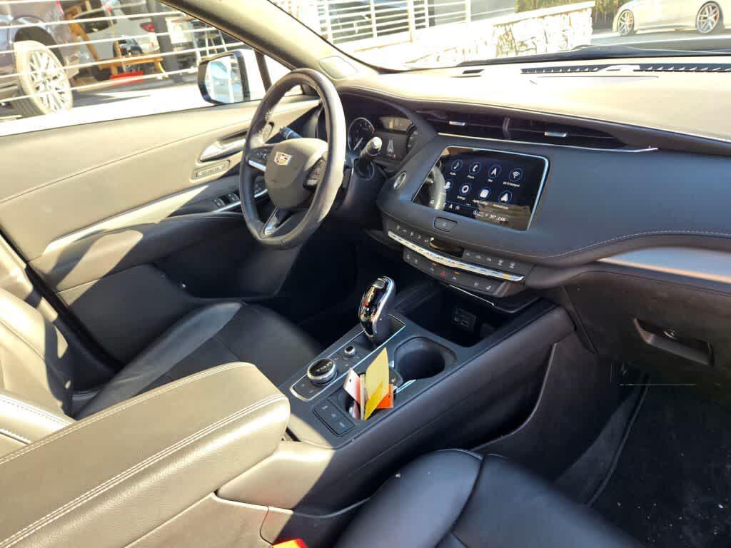 used 2023 Cadillac XT4 car, priced at $28,995