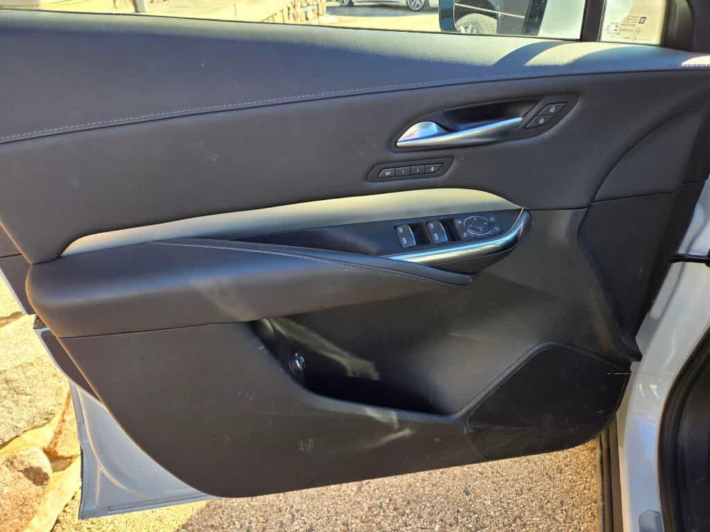 used 2023 Cadillac XT4 car, priced at $28,995