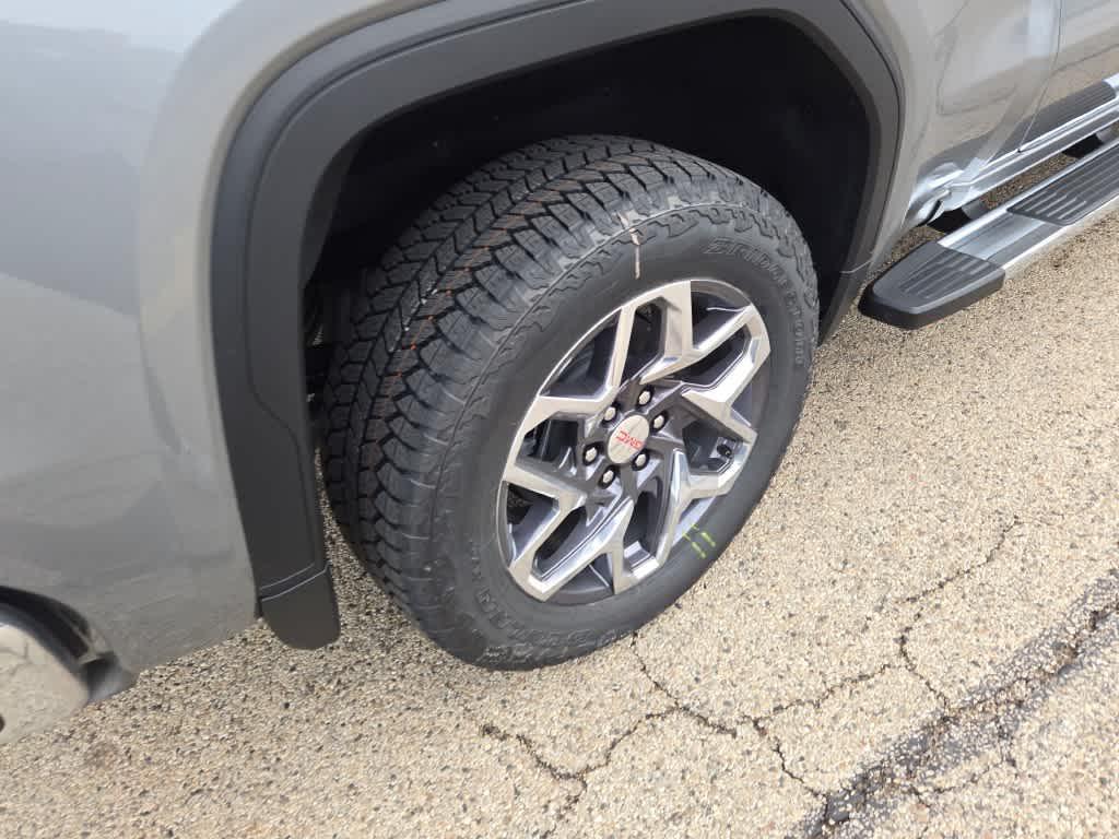 new 2025 GMC Sierra 1500 car, priced at $57,493