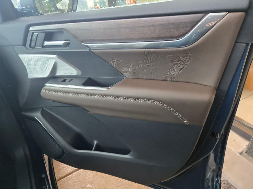 new 2026 GMC Acadia car, priced at $67,290