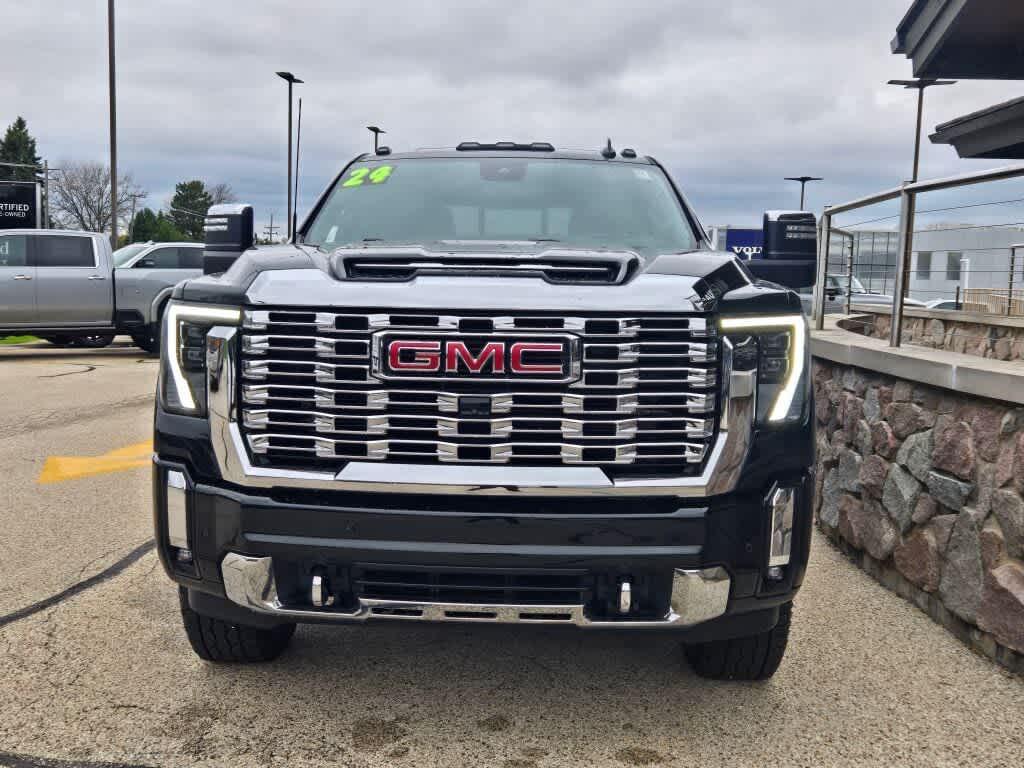 used 2024 GMC Sierra 2500 car, priced at $62,408