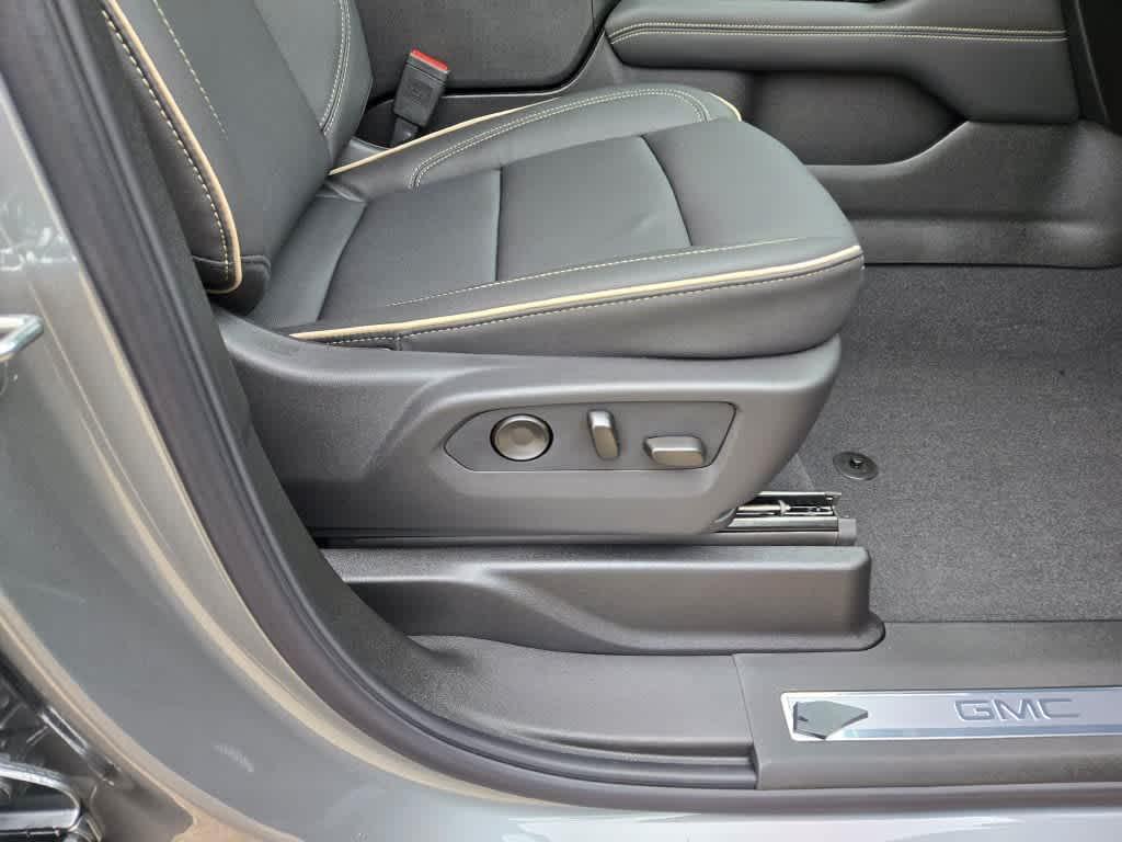 new 2026 GMC Yukon XL car, priced at $77,010