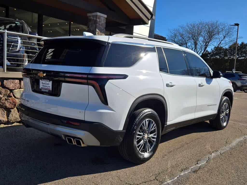 used 2024 Chevrolet Traverse car, priced at $35,995