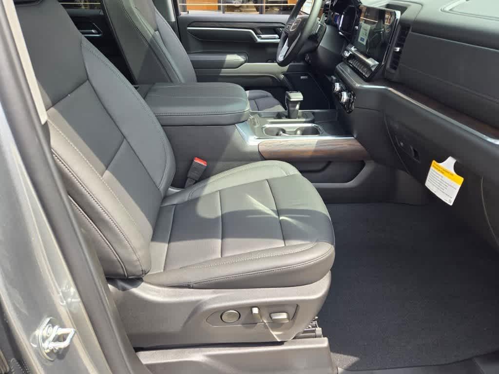 new 2026 GMC Sierra 1500 car, priced at $67,215