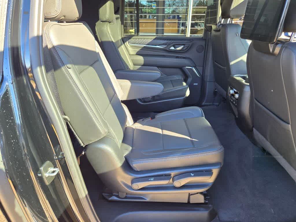 used 2024 GMC Yukon XL car, priced at $72,995