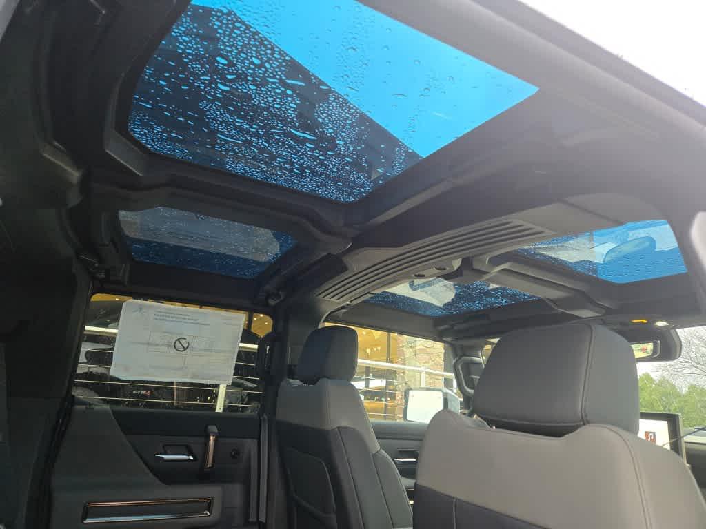 new 2025 GMC HUMMER EV SUV car, priced at $101,260