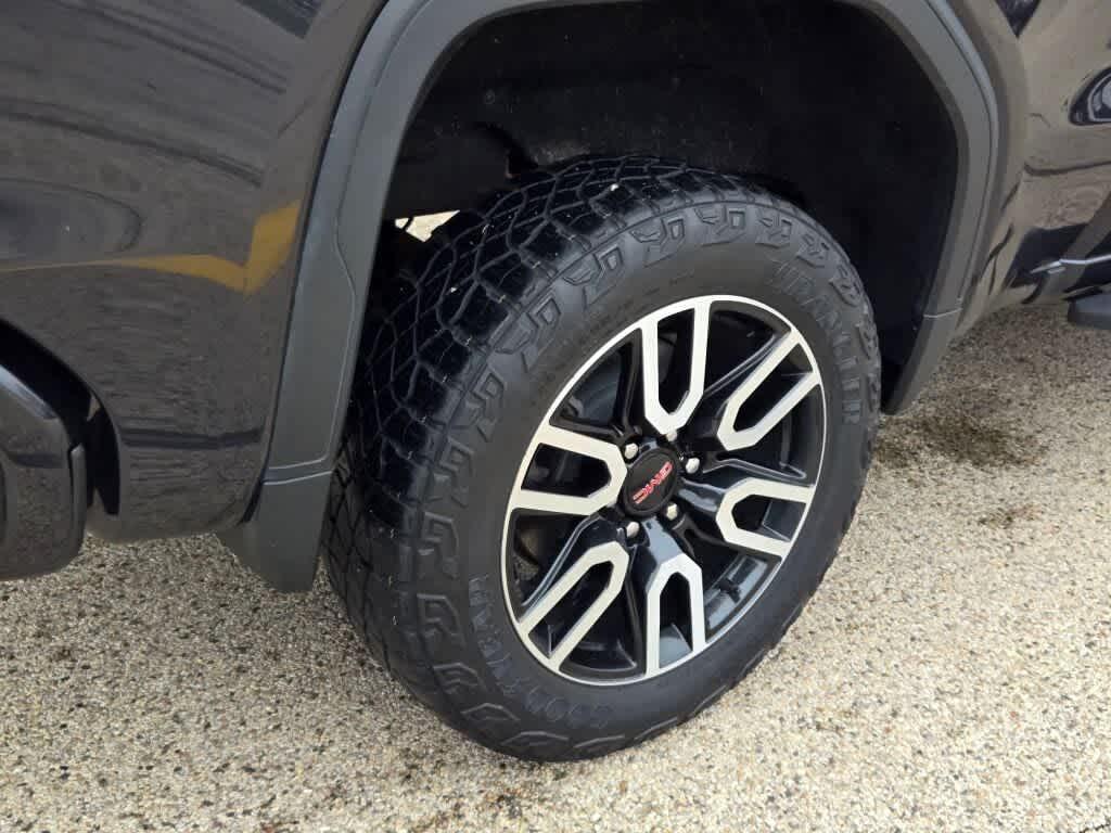 used 2022 GMC Sierra 1500 car, priced at $41,995