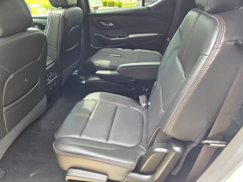 used 2023 Chevrolet Traverse car, priced at $30,408