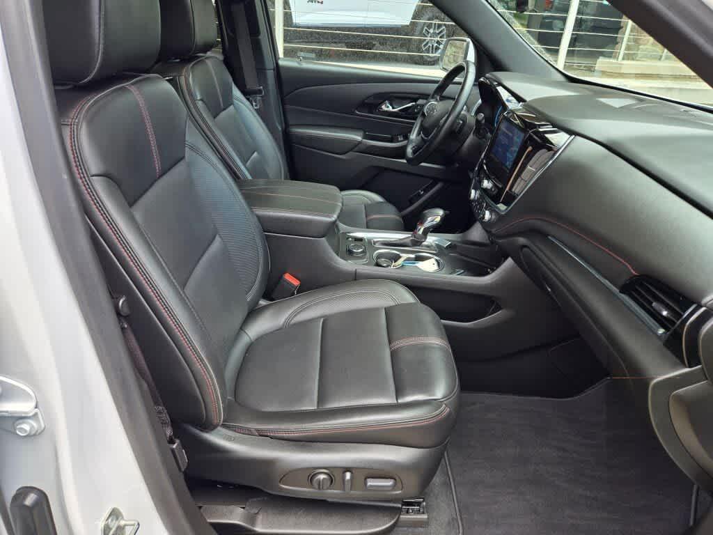 used 2023 Chevrolet Traverse car, priced at $30,408