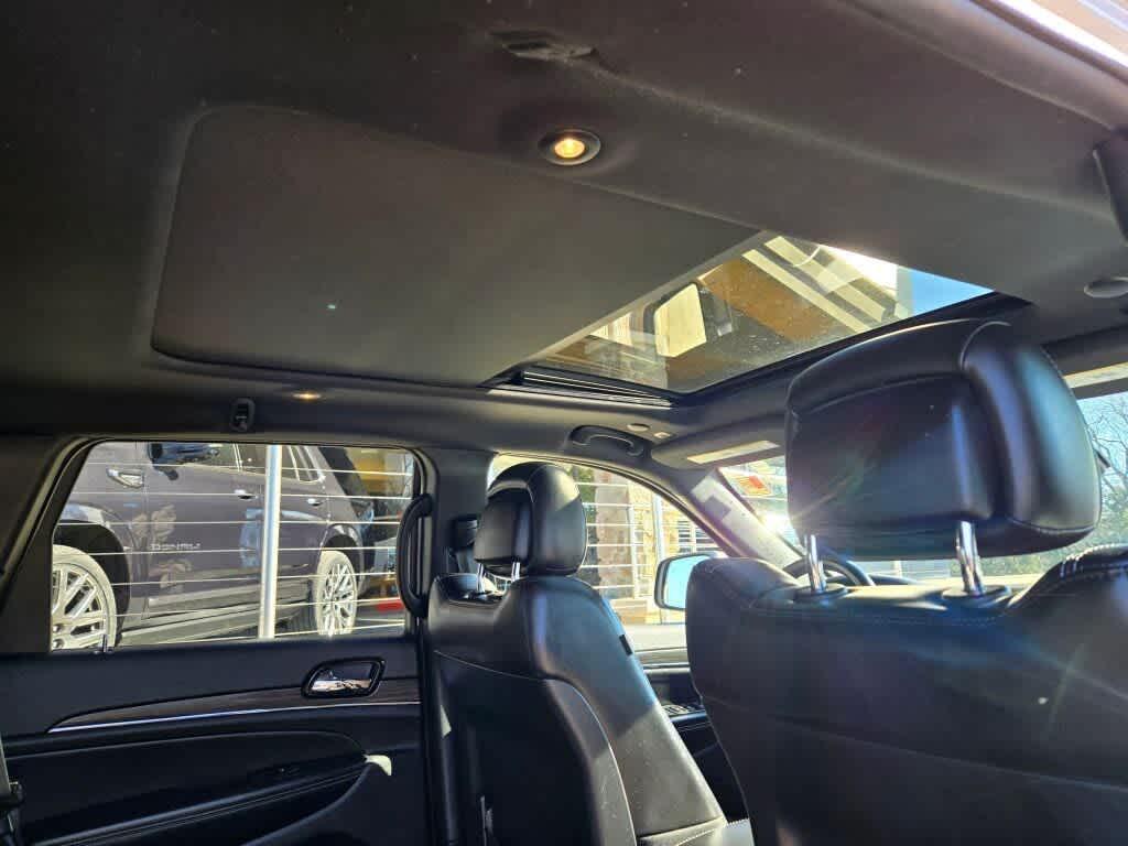 used 2021 Jeep Grand Cherokee car, priced at $22,995