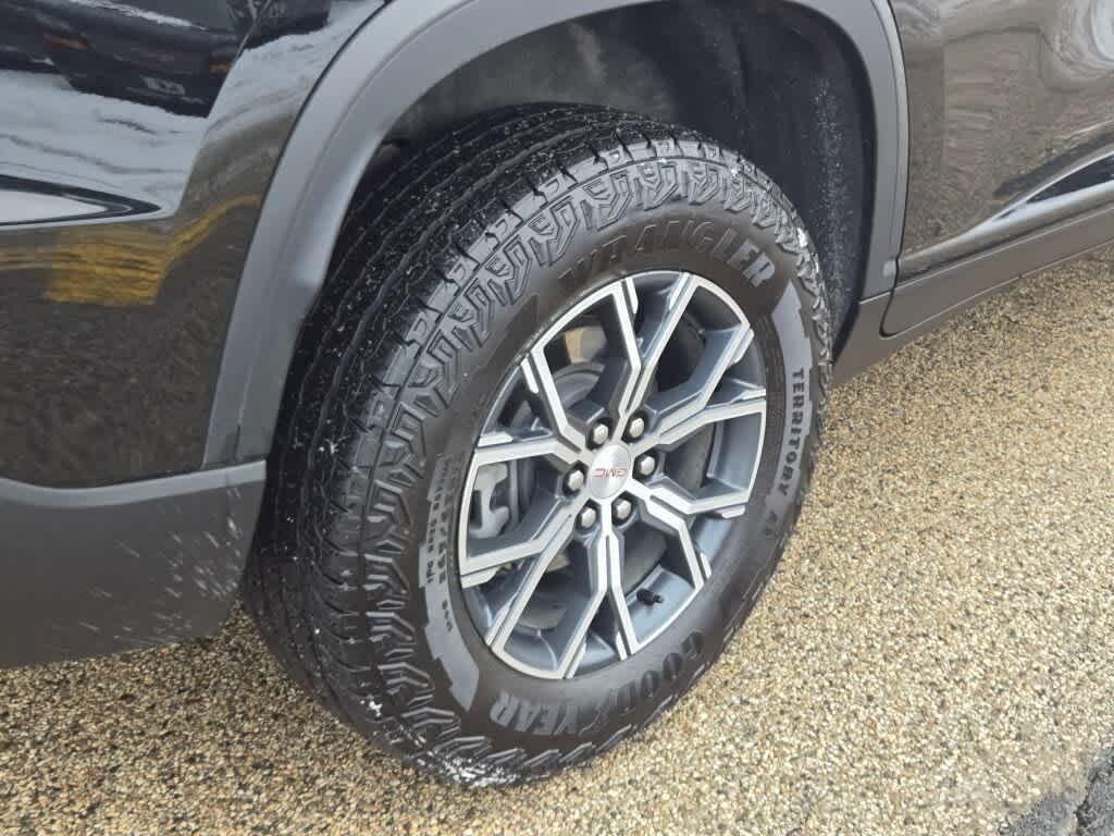 used 2024 GMC Acadia car, priced at $42,495