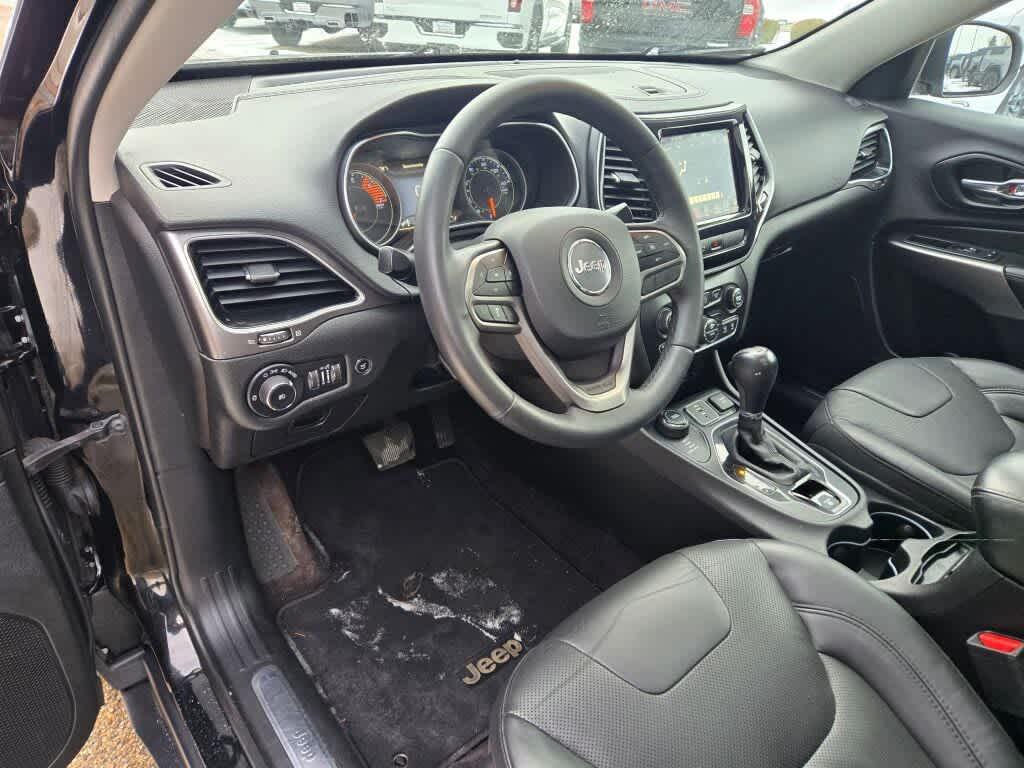 used 2019 Jeep Cherokee car, priced at $14,795