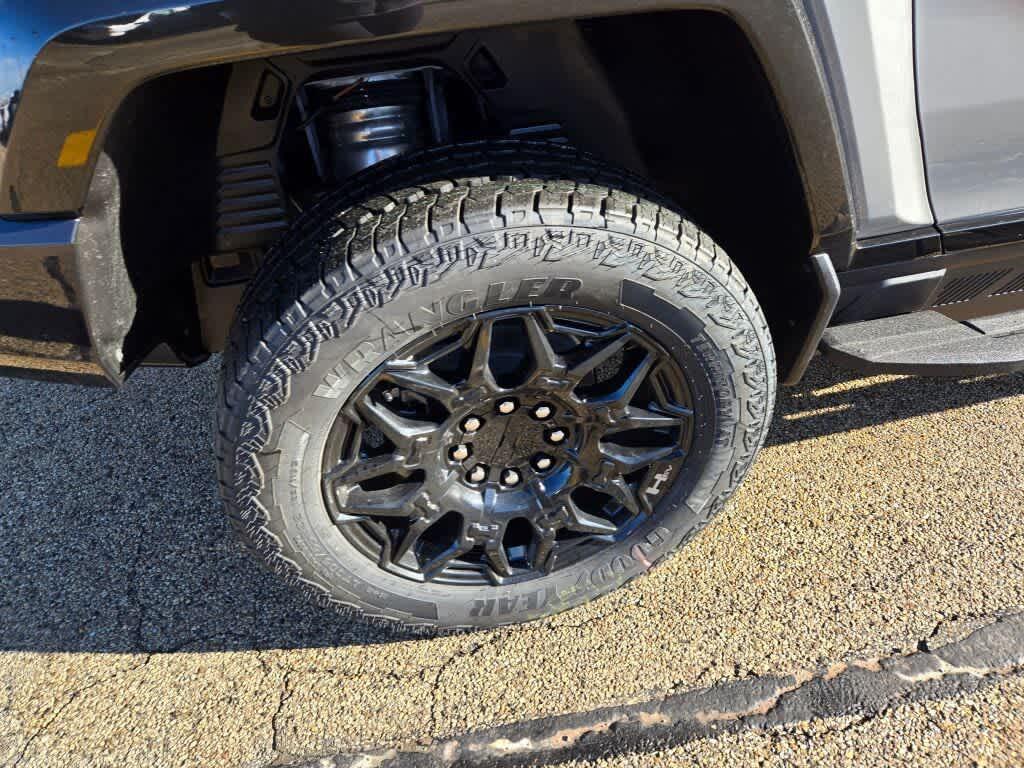 new 2026 GMC HUMMER EV SUV car, priced at $107,590