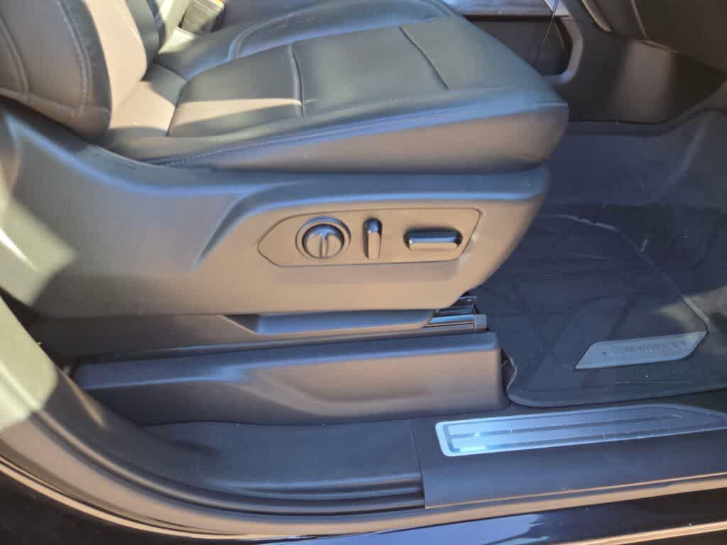 used 2020 Chevrolet Silverado 2500 car, priced at $39,995