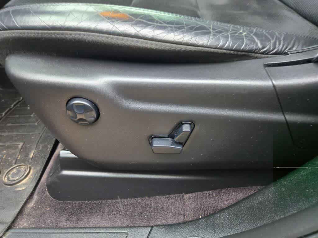 used 2018 Jeep Grand Cherokee car, priced at $15,995