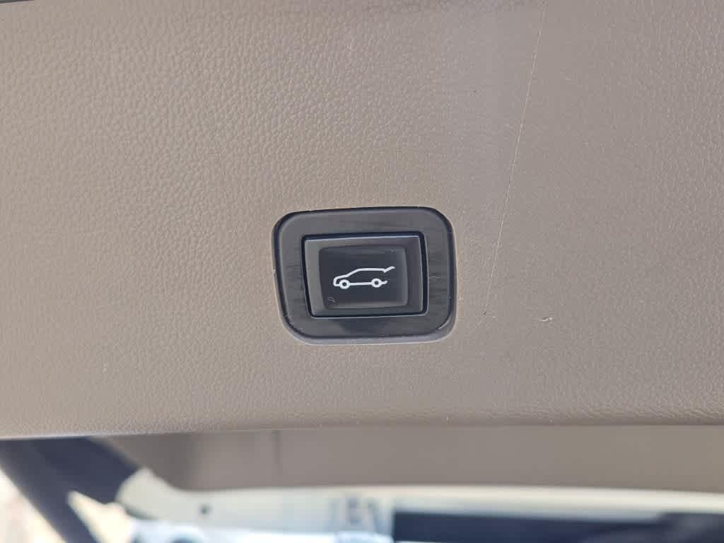 used 2019 Chevrolet Traverse car, priced at $17,995