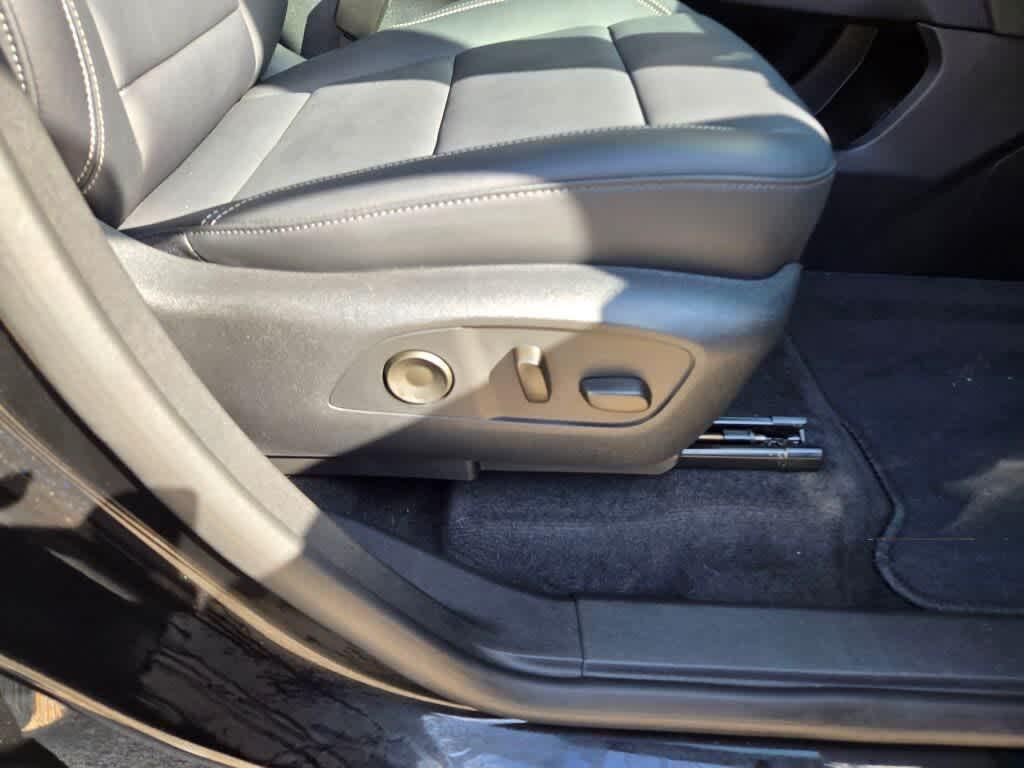 used 2024 GMC Acadia car, priced at $41,895