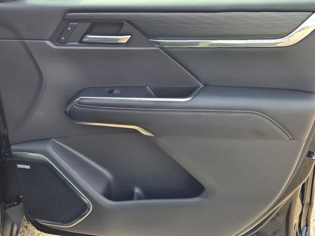 used 2024 GMC Acadia car, priced at $41,895