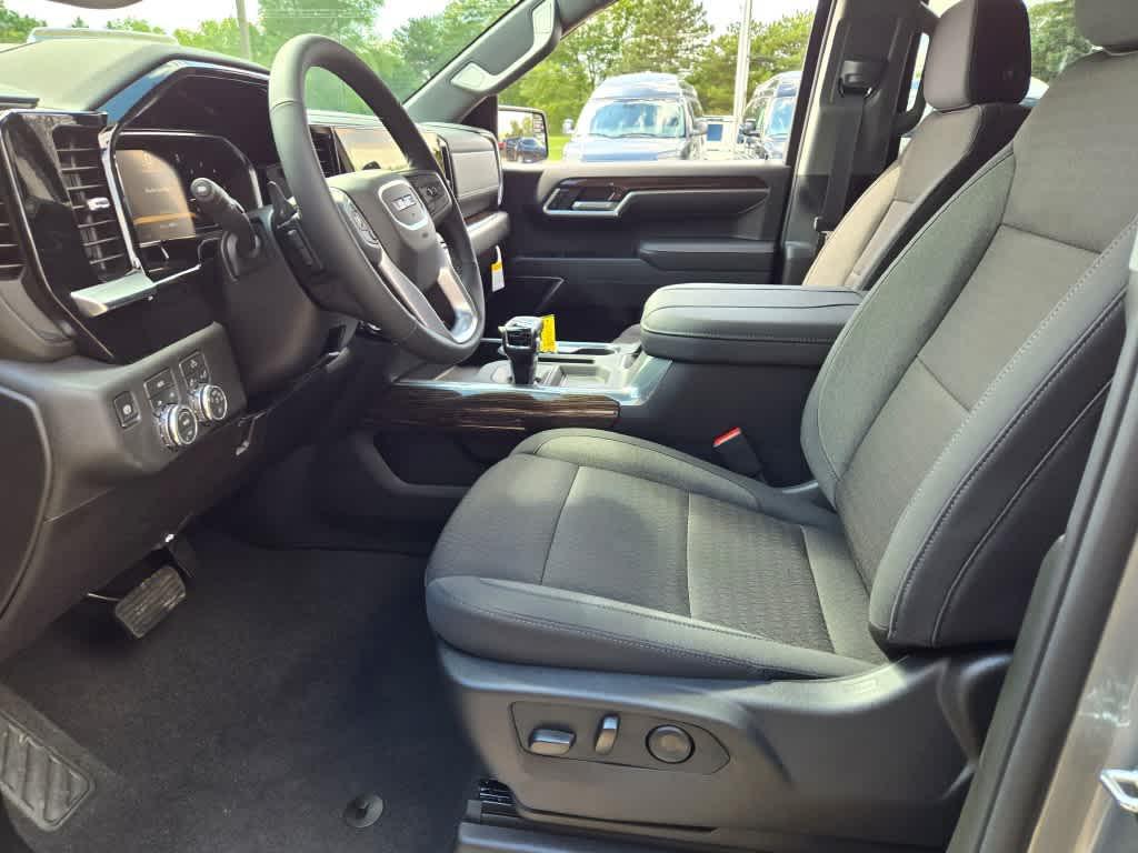 new 2026 GMC Sierra 1500 car, priced at $60,925