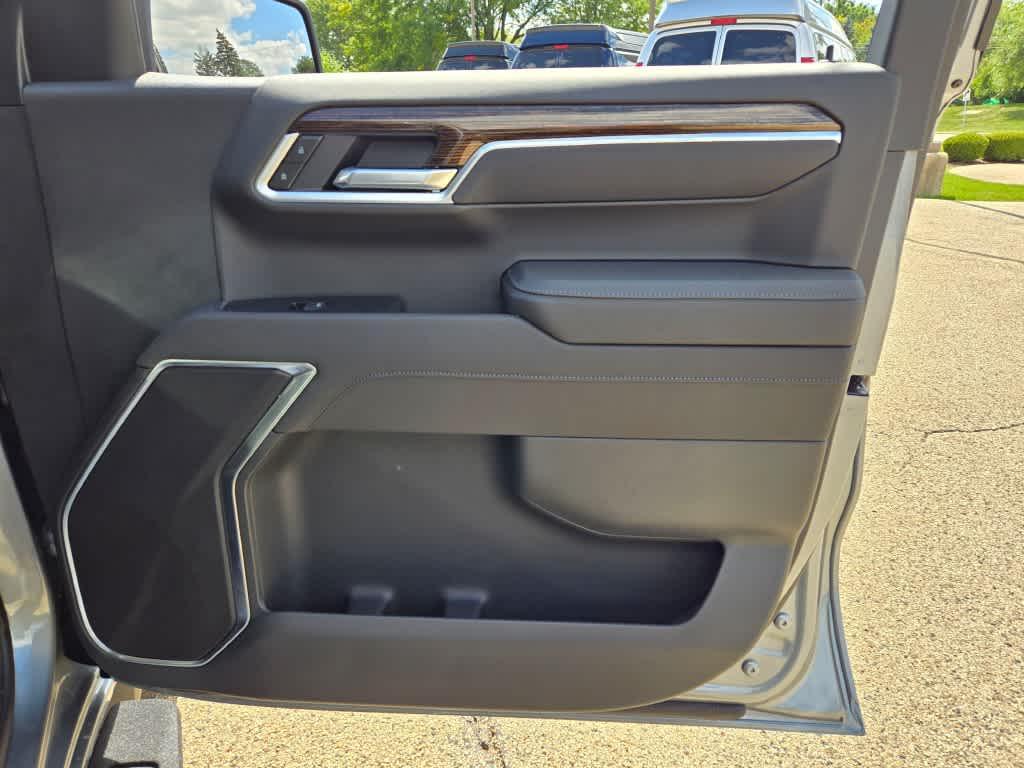 new 2026 GMC Sierra 1500 car, priced at $60,925